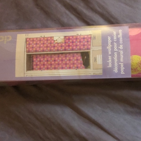 Claire's NWT Locker Wallpaper Peel and Stick Wallpaper 8.5" x 40" - Picture 3 of 12